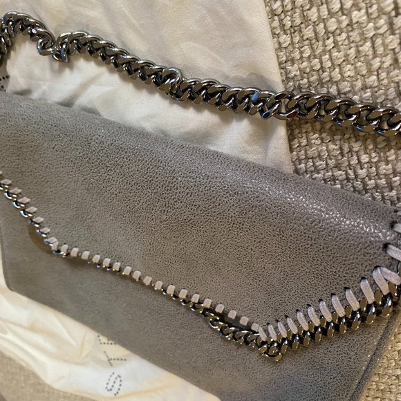 Stella McMartney Falabella Mini Crosssbody in Light Gray/Silver - Picture 2 of 8